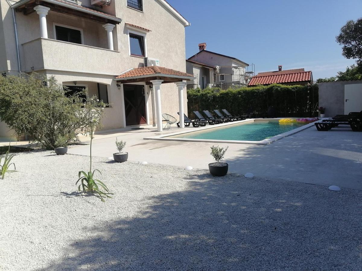 Dairos Porec